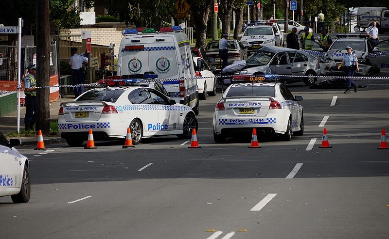 File:NSW Police Force officers at the scene - Flickr - Highway Patrol Images.jpg